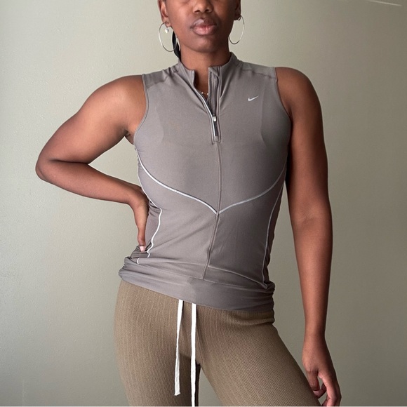 Nike FitDry Quarter Zip Top Size Small - Picture 1 of 12